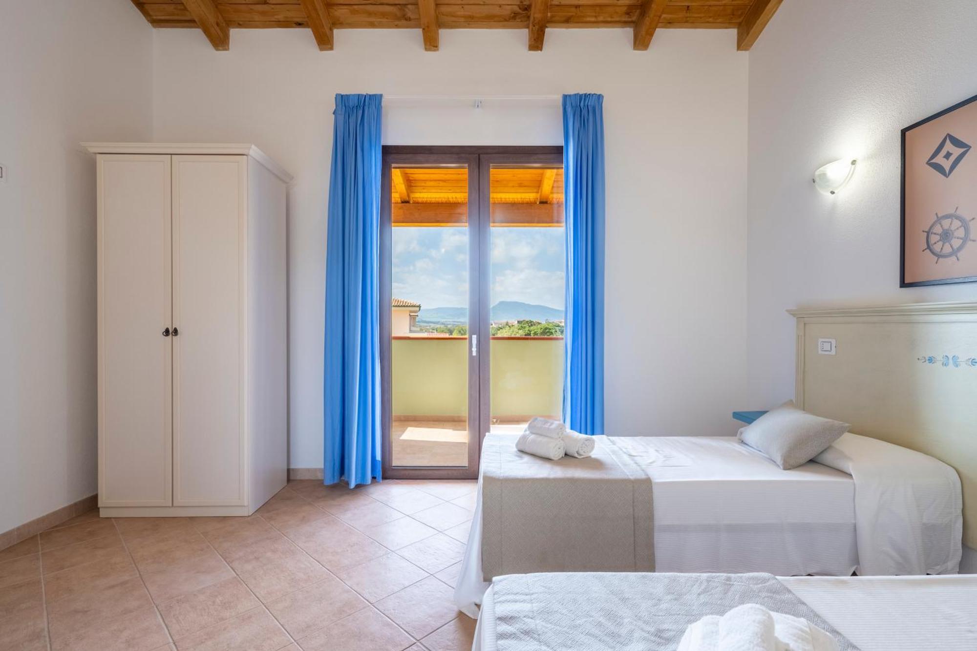 Mimose Beach Village Badesi Luaran gambar